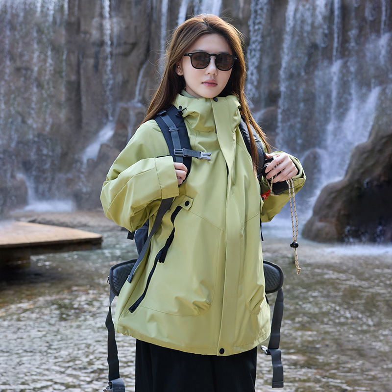 啄木鸟红色冲锋衣女款三合一春秋季新款登山防风防水潮牌外套|undefined