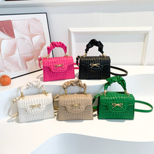 鳄鱼纹手提小方包包女2024新款时尚单肩包跨境外贸代发百搭斜挎包