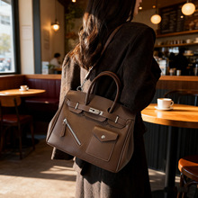 2025�¿�Џ͹Ŵ���������ɭ�ȳ����r��ͨ��б���Ůʿ�����K���