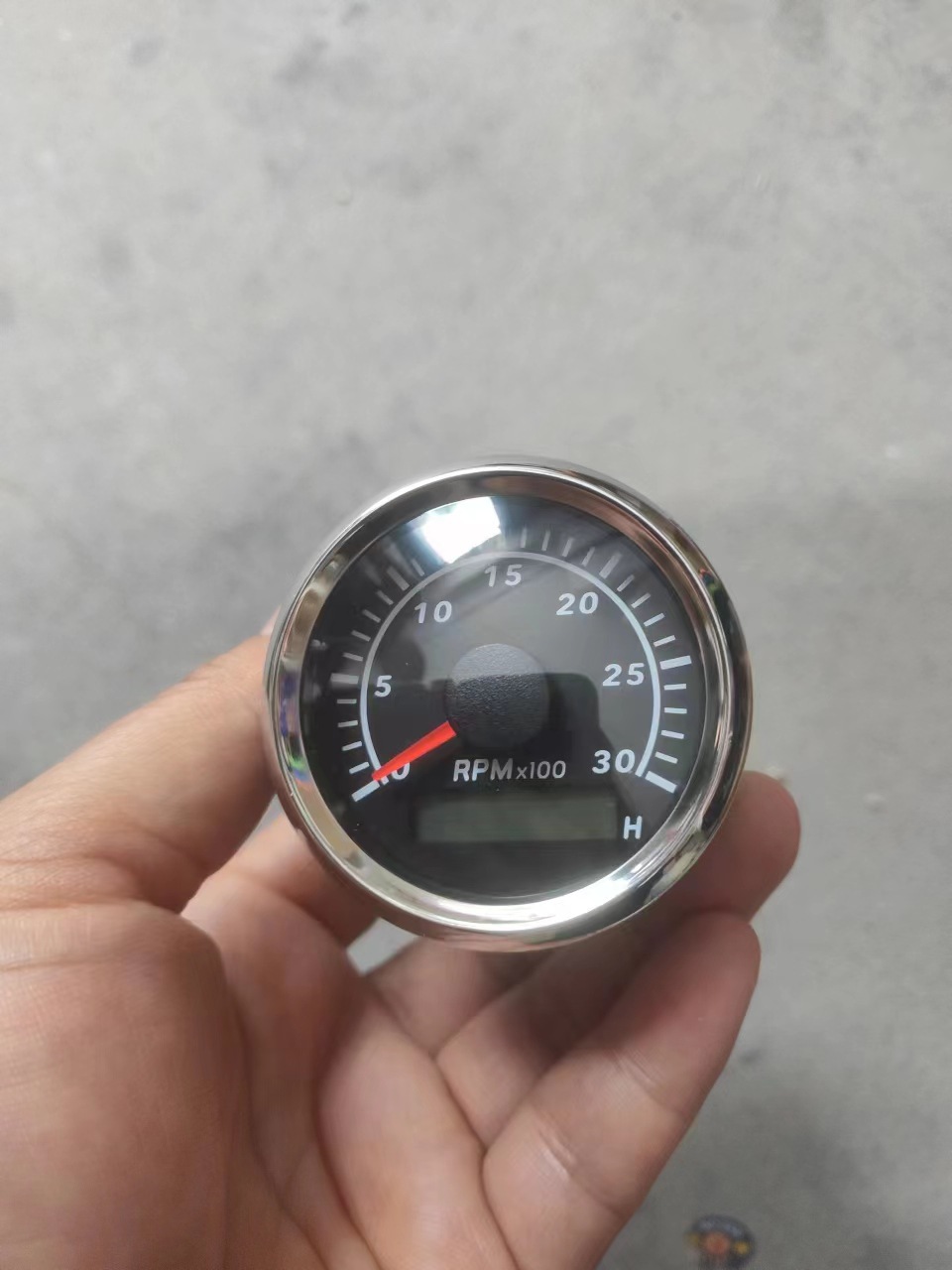 Tachometer mounting hole 52mm pointer universal excavator truck engineering vehicle tachometer can adjust the tachometer
