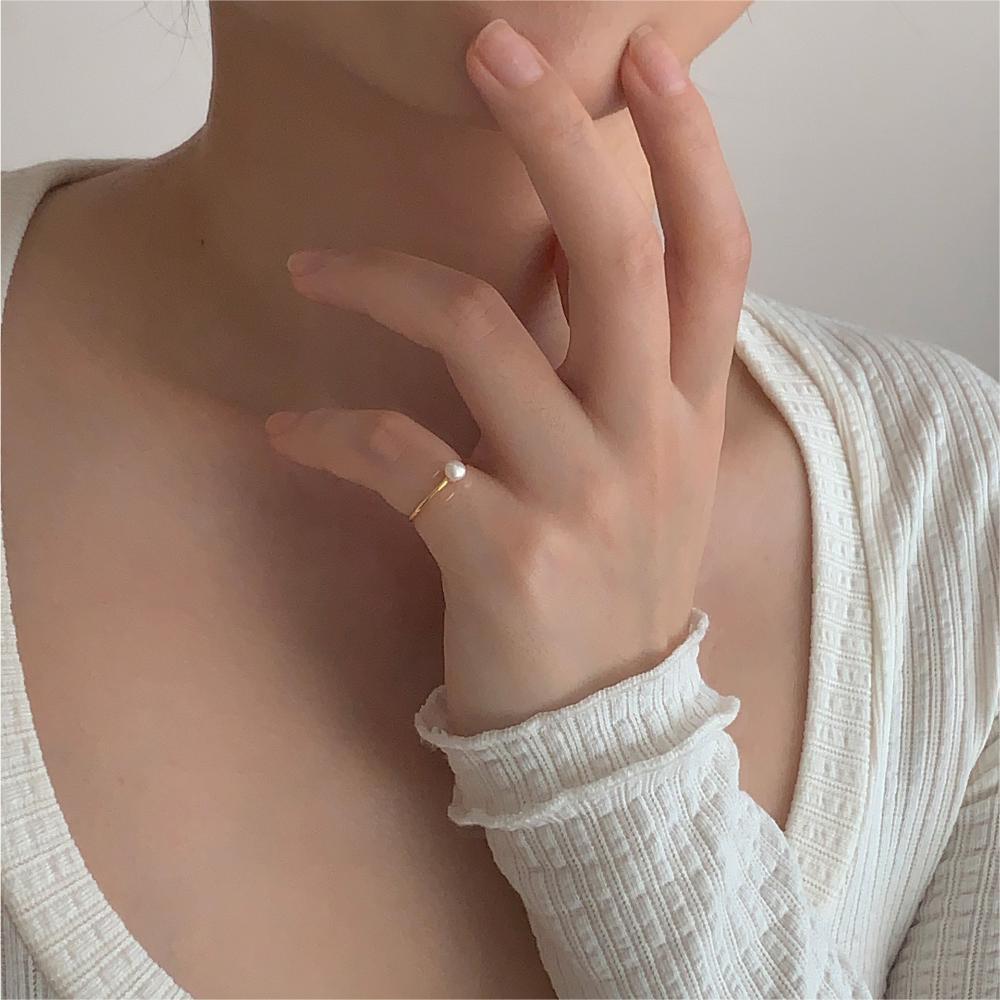 2g Weight 18K Gold Plated Plating Material Pearl Inlay Material Open Rings Classification Adjustable Ring Size 1 Piece Quantity Daily Occasion 925 Sterling Silver Material Geometric Pattern All Seasons Season Women's Gender Inlay Design Simple Style Style 18K Gold Plated 925 Sterling Silver Pearl Geometric Open Rings 925 Sterling Silver Rings 3