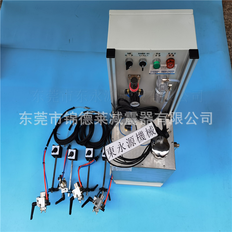 高速冲压涂油机，沃得冲压机械手配喷涂油机找东永源