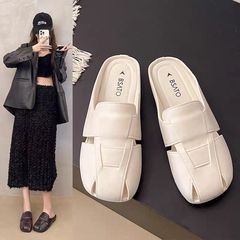 2025 ファッション女性のハーフスリップ夏アウターサンダルインターネット有名人多用途包頭靴ソフトソール滑り止め妖精サンダル卸売