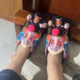 白鹿鞋业可爱稚嫩风豹纹女款板鞋2025新款蝴蝶小樱桃拼接休闲鞋子