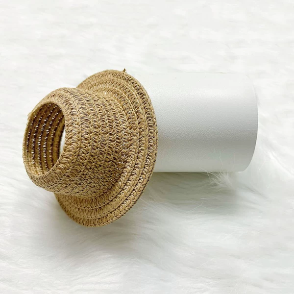 Khaki straw hat