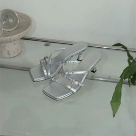 女式休闲单鞋;女式时装单鞋;厚底拖鞋