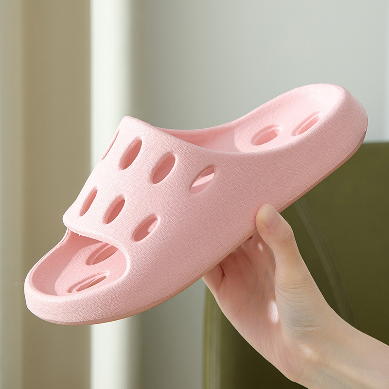 Slippers Bathroom Leakage Ins Slippers Men's Summer Indoor Home and Household Couple's Bath Quick-drying Hollow-out Slippers Women's Slippers Slippers Bathroom Leakage Ins Slippers Men's Summer Indoor Home and Household Couple's Bath Quick-drying Hollow-out Slippers Women's Slippers