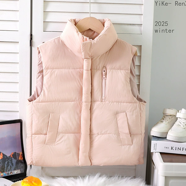 Fuchsia vest with zipper
