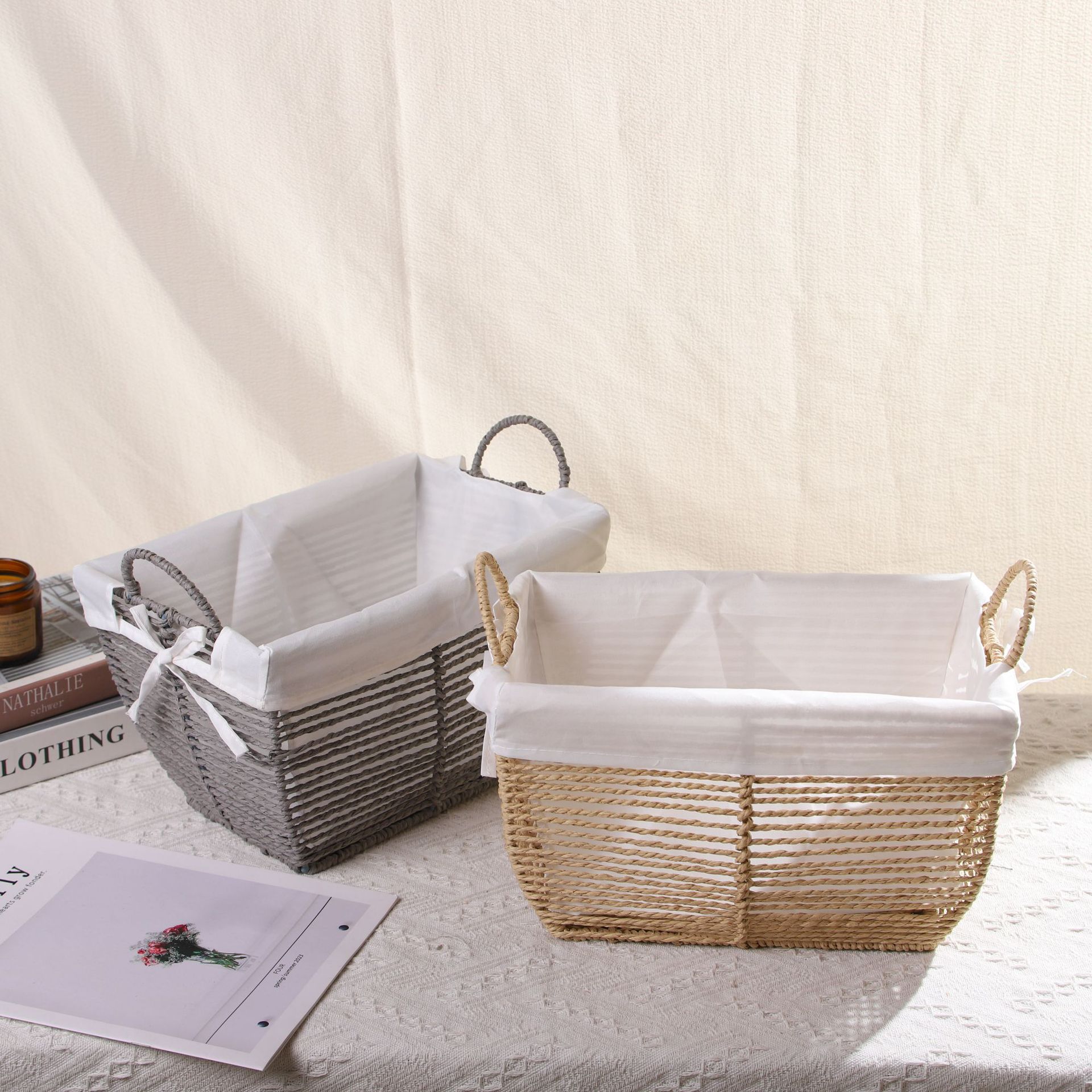 Cesta de almacenamiento de cosméticos trenzados de escritorio con mano de mano mesa de té cesto de tela de caña trenzado de juguetes cesto de entrada de misceláneos