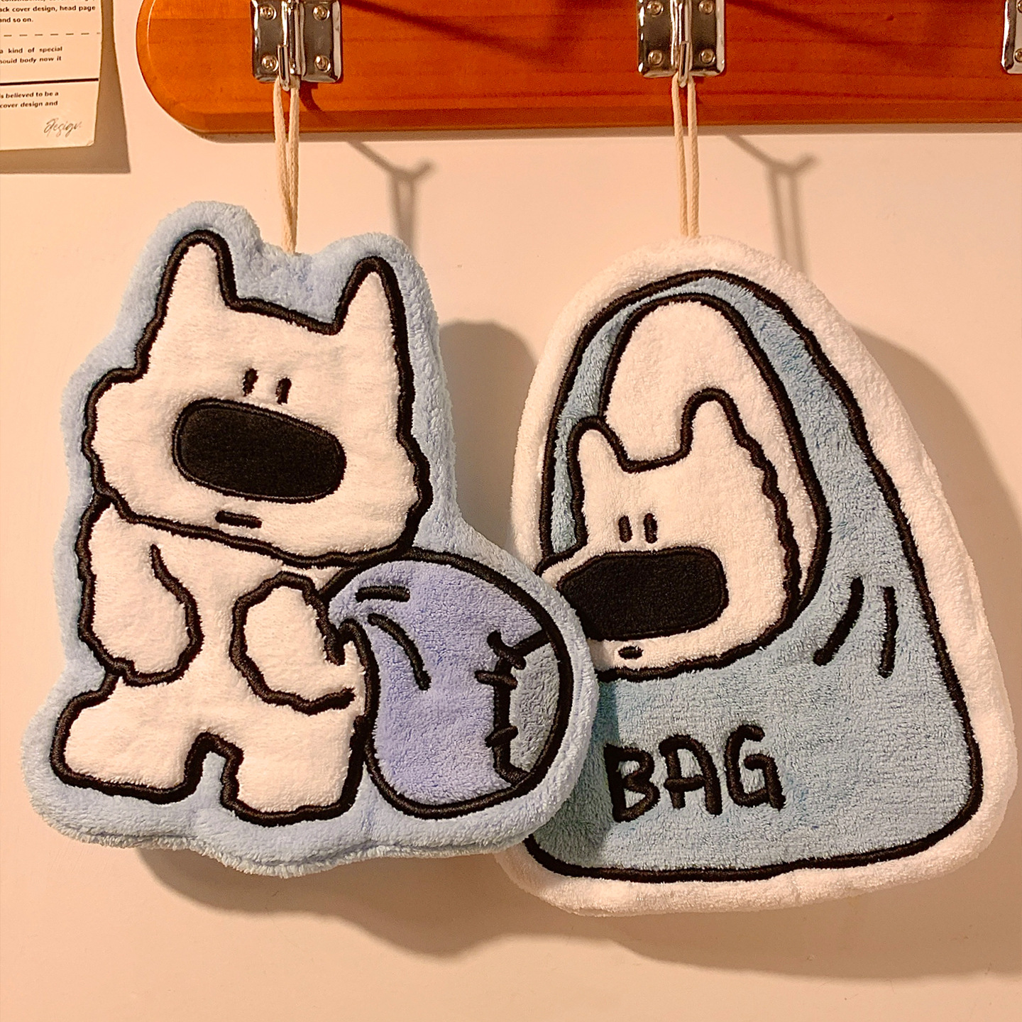 Blue background backpack dog + white background bag dog [pack of two]