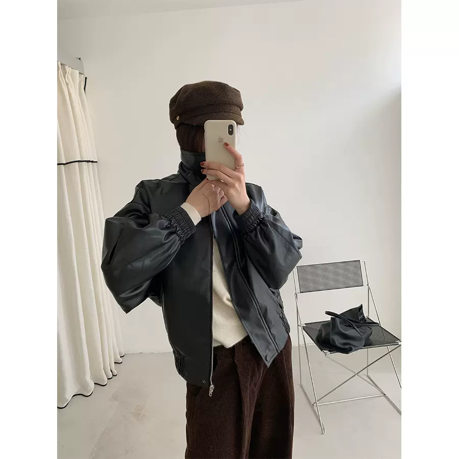 黄峥英伦风翻领风衣皮外套女秋冬宽松休闲机车夹克长袖上衣541058