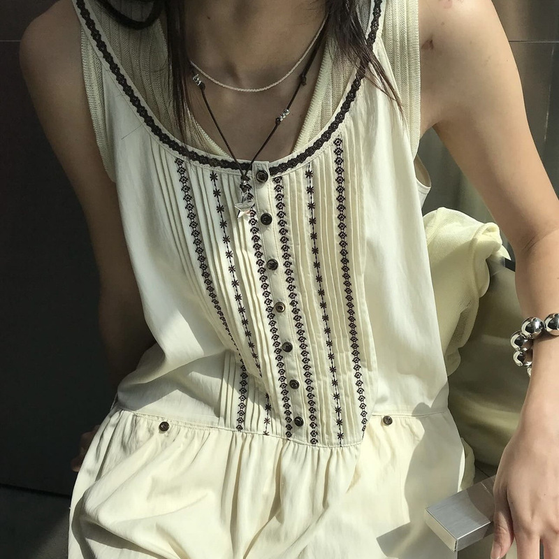 Now/Salty Pebb*E Bohemian Style Embroidered Pleated Design Suspender Dress Mid-Skirt