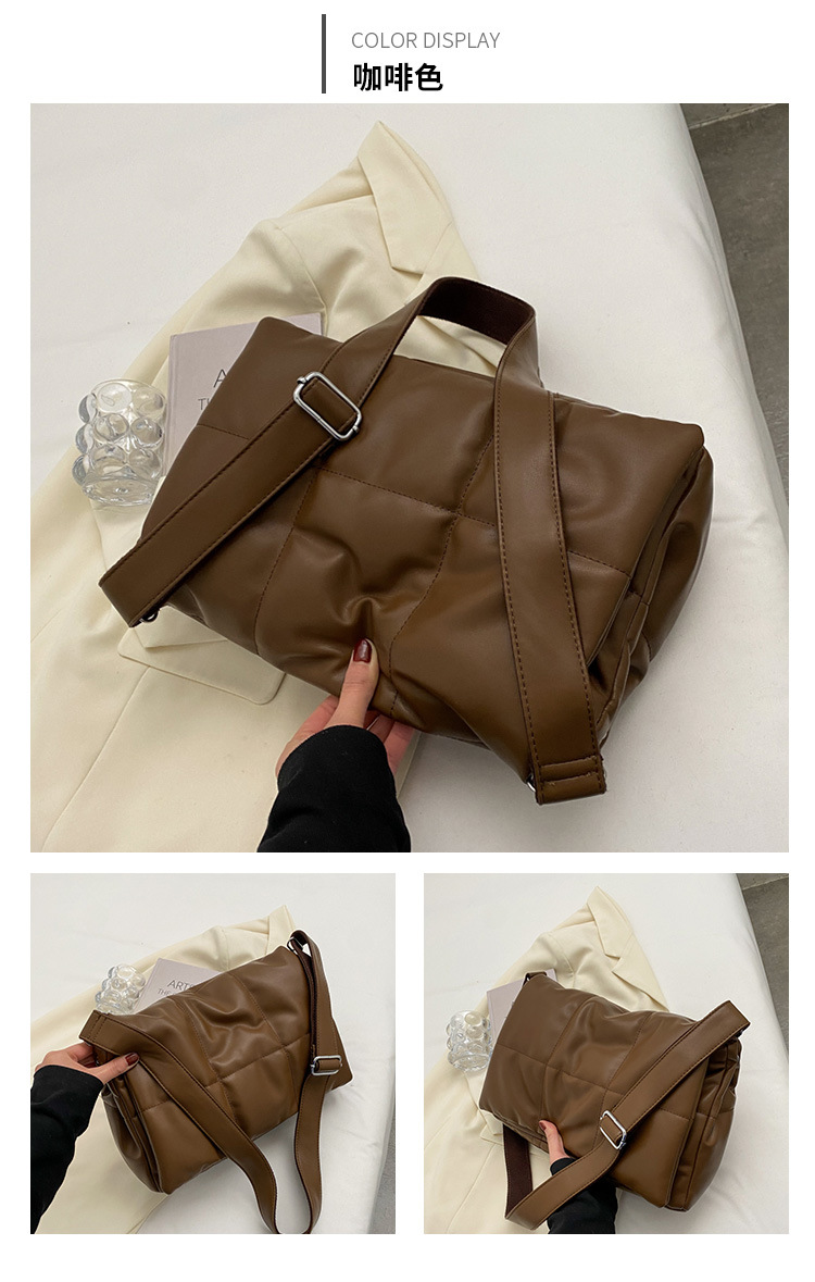 Niche Jacket Large-capacity Bag Female 2021 New Autumn And Winter Messenger Bag display picture 4