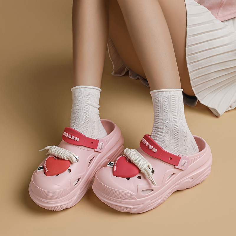 Croc Shoes Women's Outer Wear Summer Non-Slip Breathable Toe-Toe Slippers Eva Heart Shoes Wear-Resistant Non-Stinky Feet Camping Style Slippers