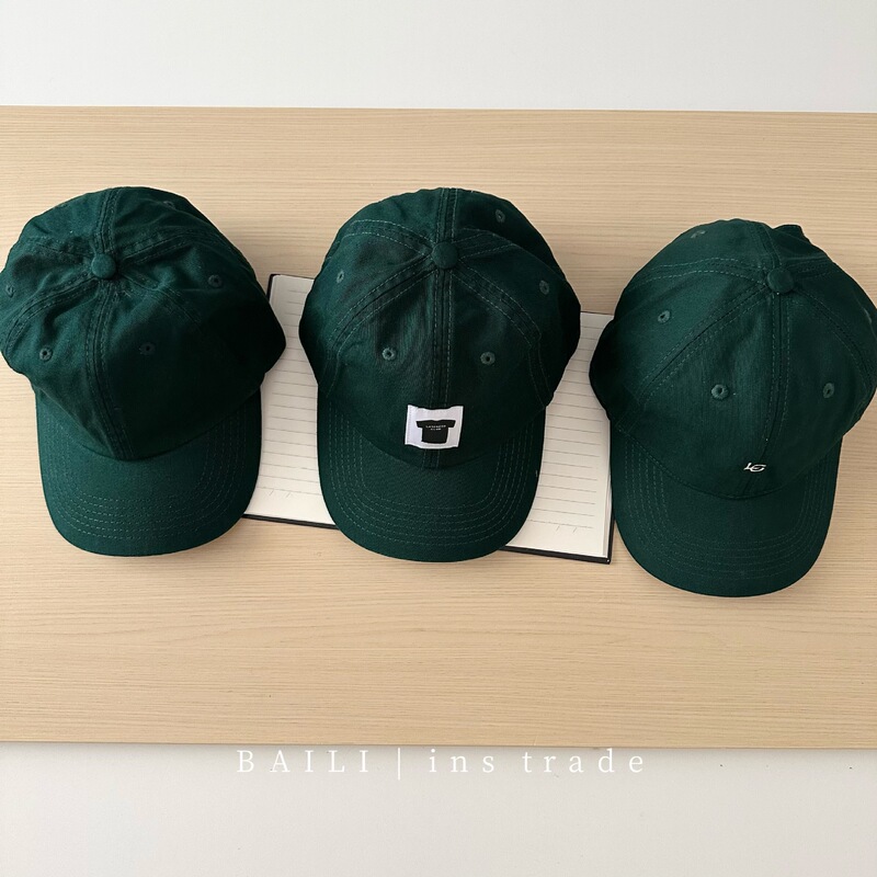 Japanese Original Design Ins Soft Top Versatile Casual Duckbill Cap Dark Green Casual Daily Artistic Couple Baseball Cap