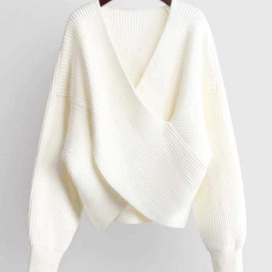 Oversized V-Neck Sweater – 3D Geometric Knit Pullover (One Size, Gray/White/Black, Arctic Fleece Blend,, Winter Layering Essential)_voghion.com