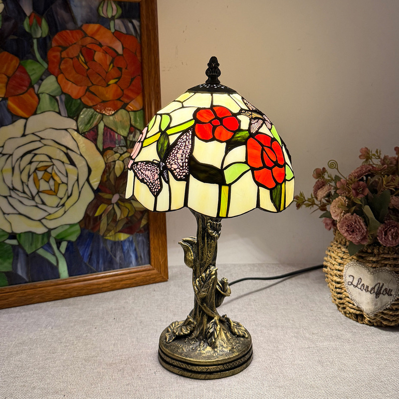 Colored Glass Tiffany-Style European and American Style Vintage Tiffany Table Lamp, Exquisite Handmade Home Decor