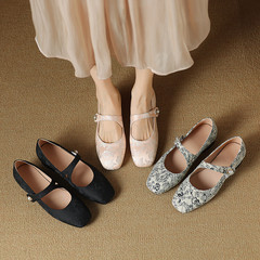 新中式系列~2024新款國風手工刺繡淺口軟底3cm粗跟方頭單鞋女大碼