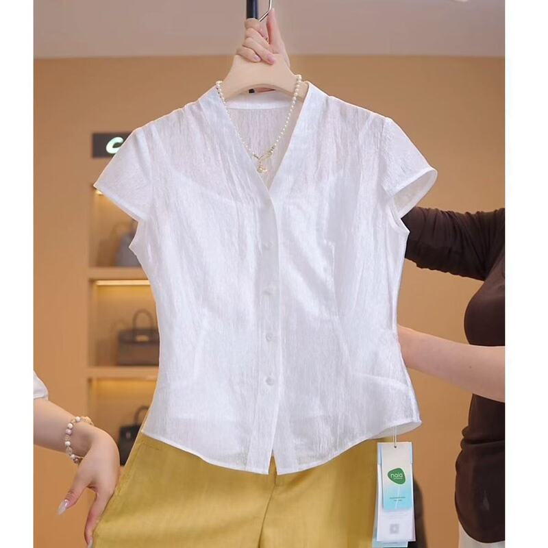 2026 Summer New Design V-Neck Sleeveless Shirt for Women, Fashionable and Stylish, Waist-Cinching, Slimming, Versatile Top