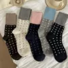 0441 Contrast color dots