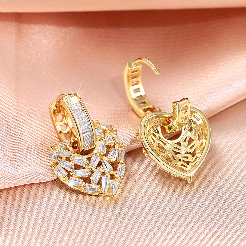 8g Weight Copper Ear Needle Material Zircon Inlay Material Earrings Classification Holiday, Daily Occasion Copper Material Heart Shape Pattern All Seasons Season Women's Gender Casual, Elegant Style Heart Shape Copper Casual Elegant Earrings 2