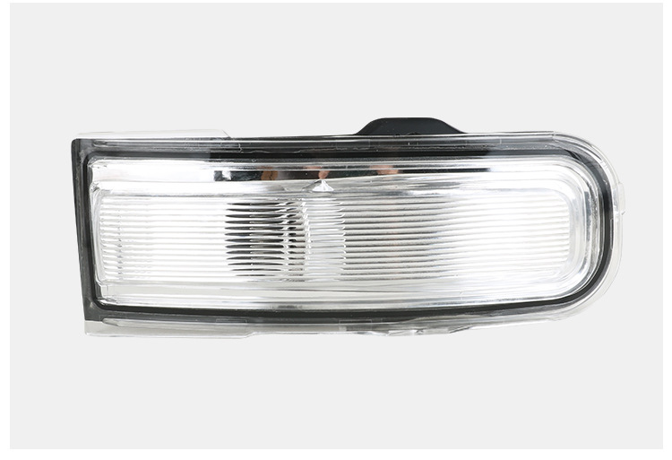 Suitable for 16-21 Jeep Renegade Rearview Mirror Housing Frame, Rearview Mirror Turn Signal Lens Cover Shell