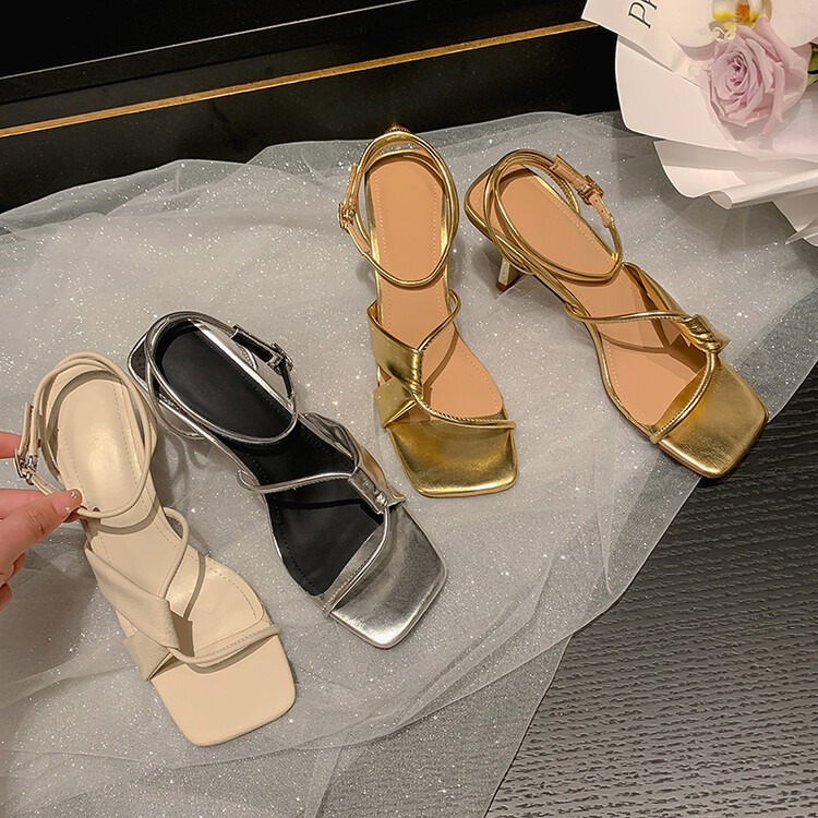Sandal cao gót nữ hở mũi quai khóa cổ chân gót nhọn 9 cm — Màu vàng, Màu trắng be, Màu bạc
