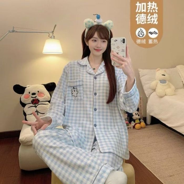 Otoño y invierno al por mayor transfronterizo explosión de doble cara de terciopelo térmico pijama de mujer dulce caricatura lindos cardigans conjunto de ropa para el hogar