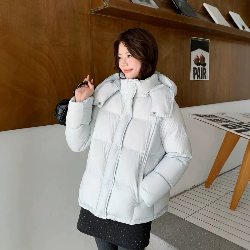 90% White Duck Down Women's Short Down Jacket 2026 Winter New Style for Petite Women, Thickened, Loose, Cloud Puff, Slimming Effect 90% White Duck Down Women's Short Down Jacket 2026 Winter New Style for Petite Women, Thickened, Loose, Cloud Puff, Slimming Effect
