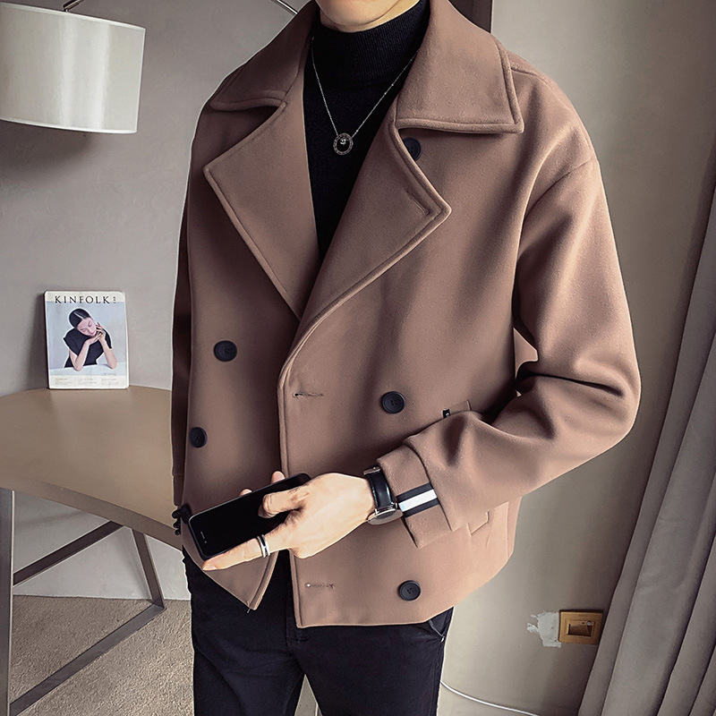 Marca de moda Otoño e Invierno nuevos hombres corto trench coat estilo coreano británico casual Internet celebridad abrigo de lana caliente para los hombres