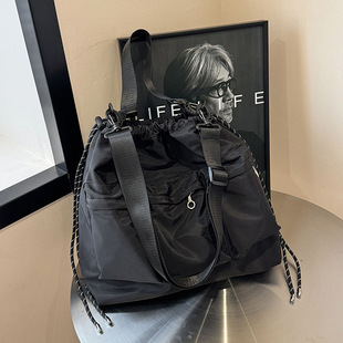 Japanese Harajuku Black Tote Bag Women's 2023 New Ins Trendy Cool Campus Casual Sports Shoulder Crossbody Bag