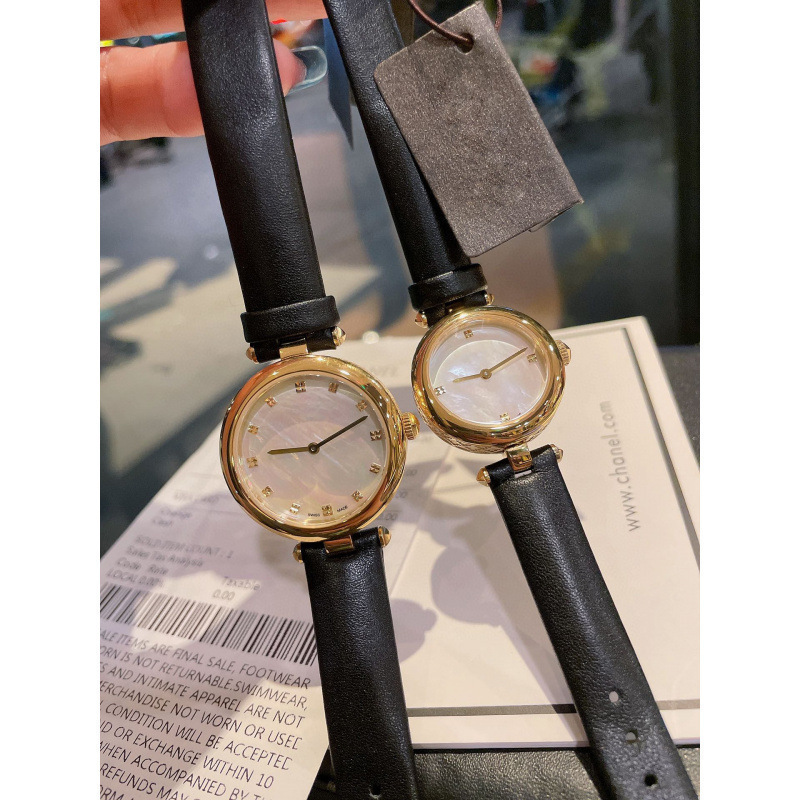 Wholesale Live Broadcast of Exquisite and Elegant Women's Watches with Carved Diamond Patterns and Mother-Of-Pearl Plates from Gujia Xiaojindou