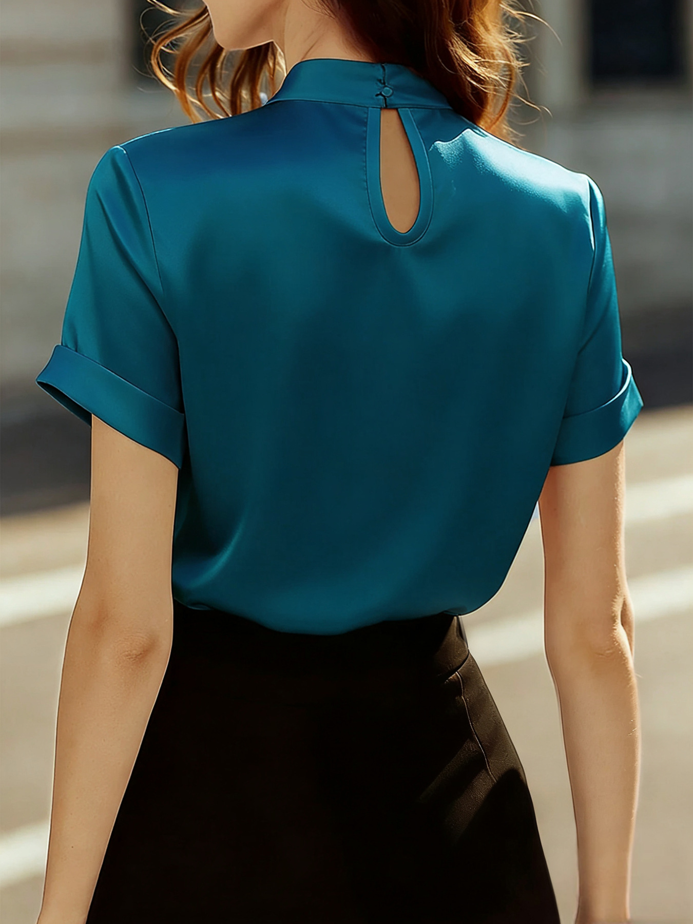 Top o camicia da donna in raso a maniche corte_voghion.com