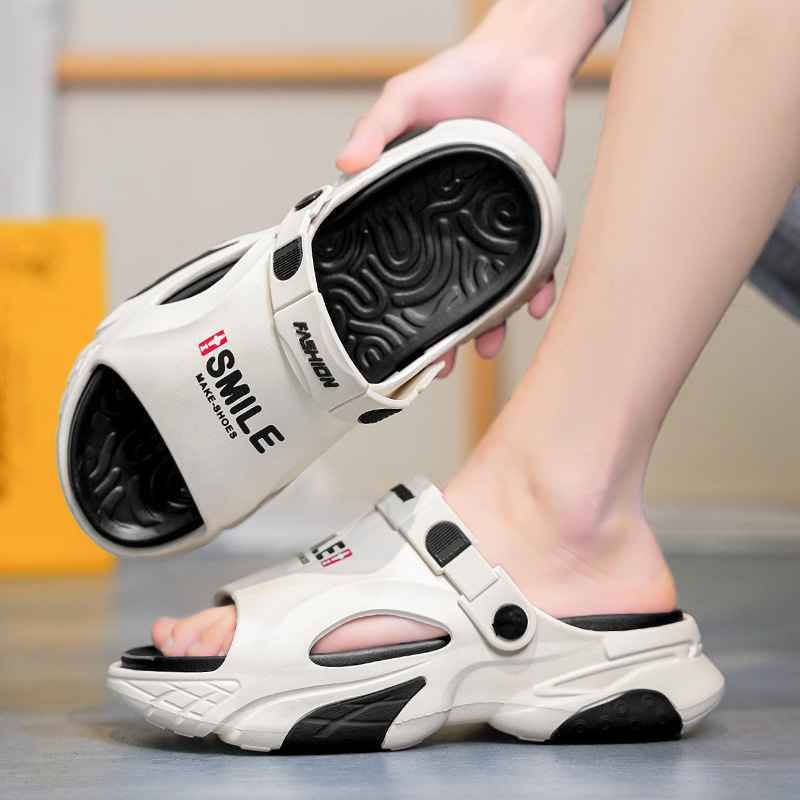 Sensación de mierda pantuflas de gran tamaño para hombres verano 2025 nuevas sandalias deportivas exteriores ropa casual playa sandalias y pantuflas de doble uso para hombres