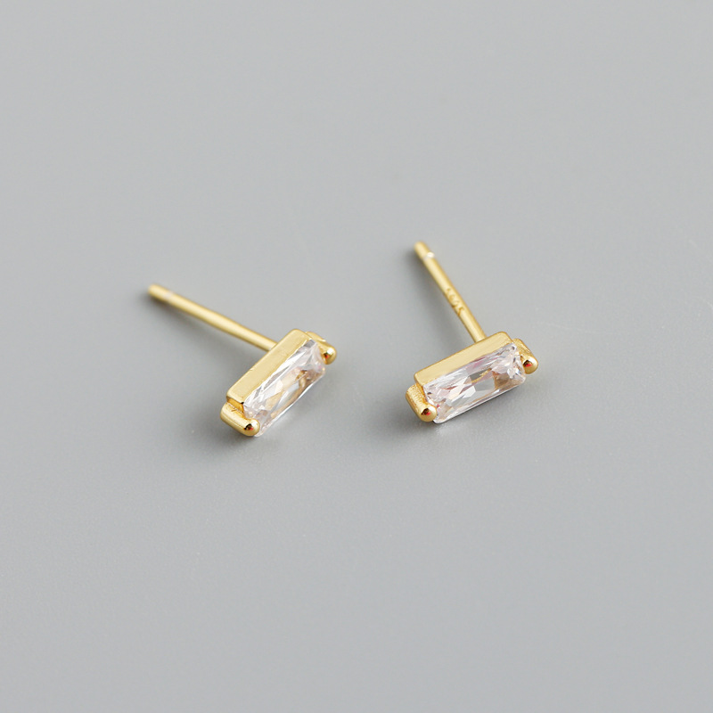 Style Simple Carré Argent Sterling Incruster Zircon Boucles D'oreilles 1 Paire display picture 11