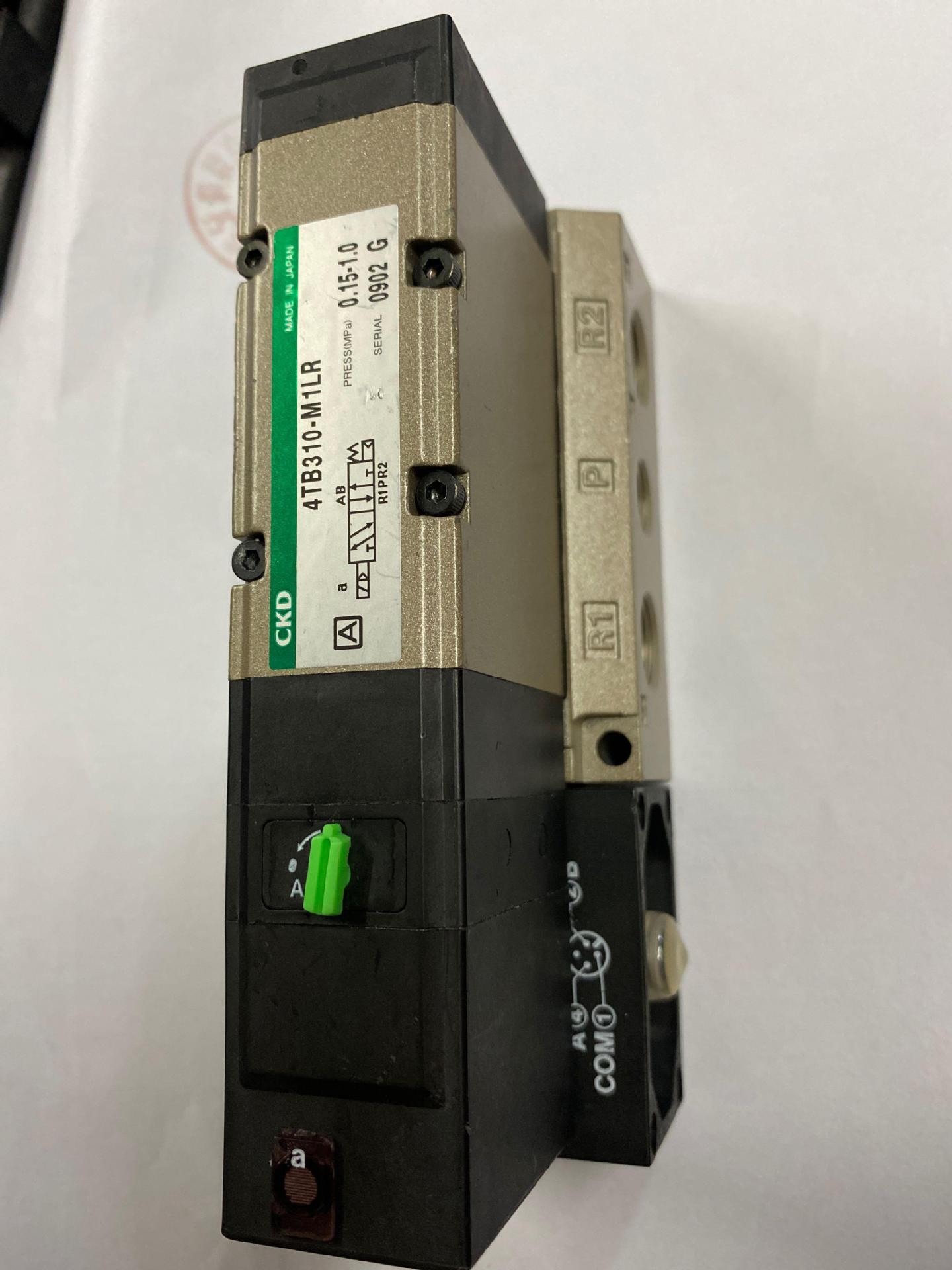 日本CKD电磁阀4TB310-M1LR/4TB329-L原装真品DC24AC110当天发货