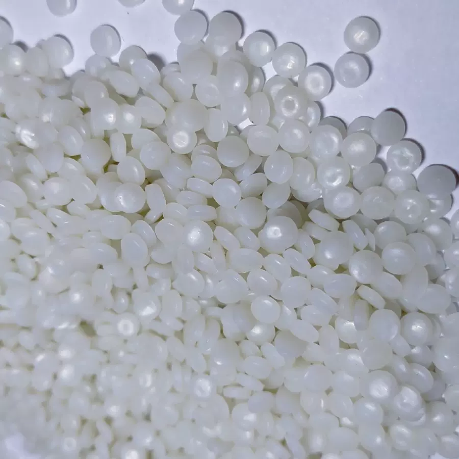 沙滩椅专用 透明HDPE 再生颗粒 户外躺椅 抗紫外线 10年 防褪色
