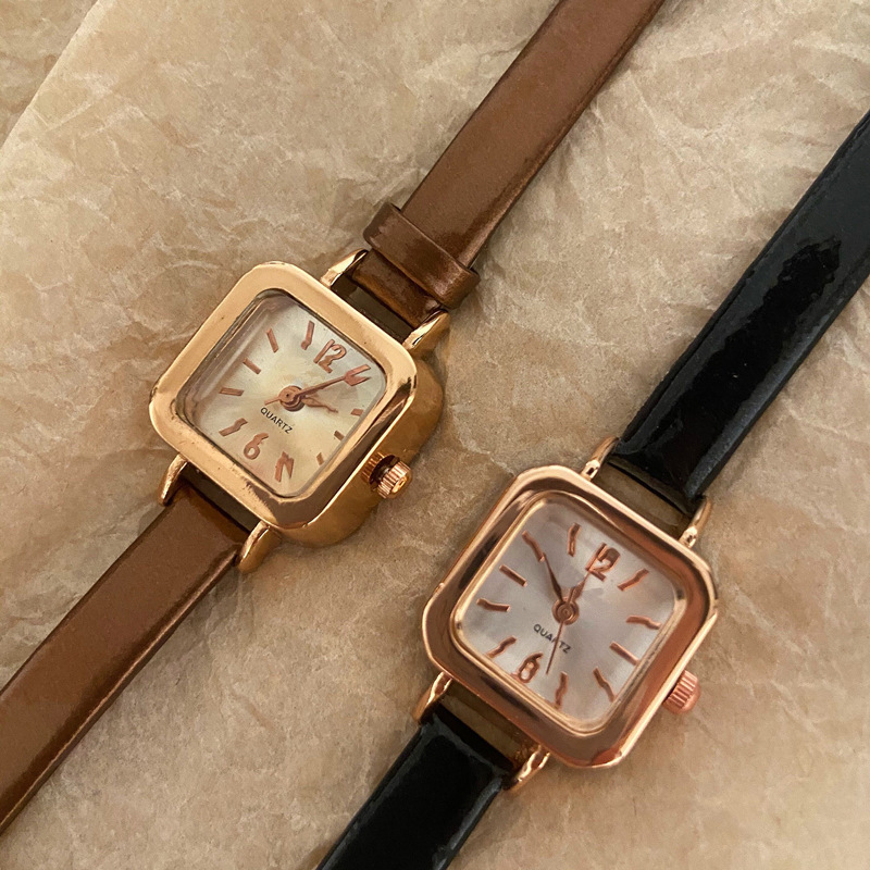 Women's Watch Korean-style Light Luxury Small Square Watch Artistic Retro Elegant Women's Watch High-value Quartz Watch for Girls