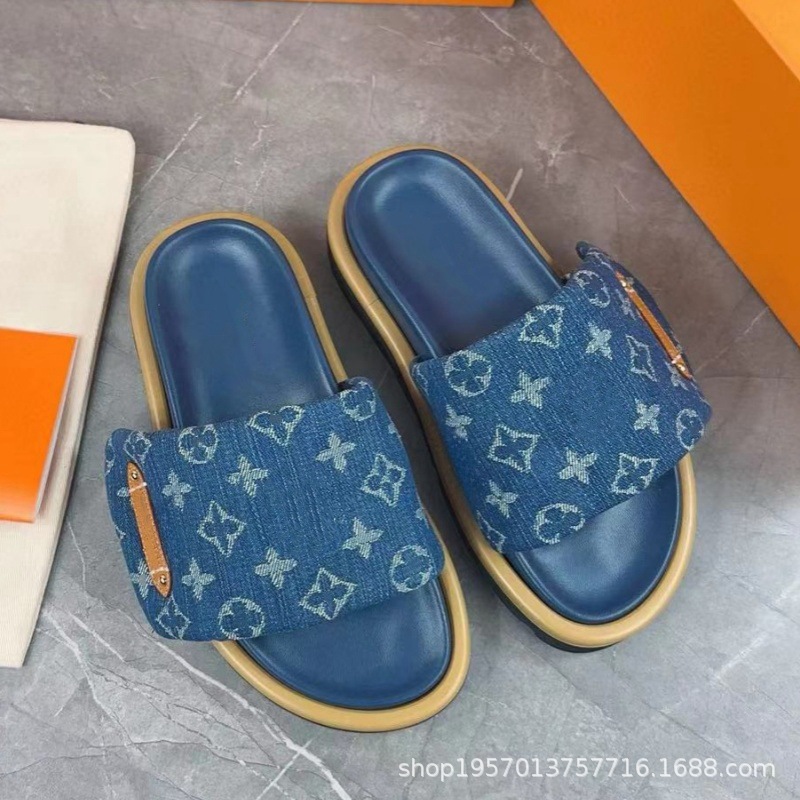 Zapatillas de velcro de suela gruesa para mujer 2024 verano nuevo estilo exterior moda antideslizante letras de mezclilla pareja chanclas