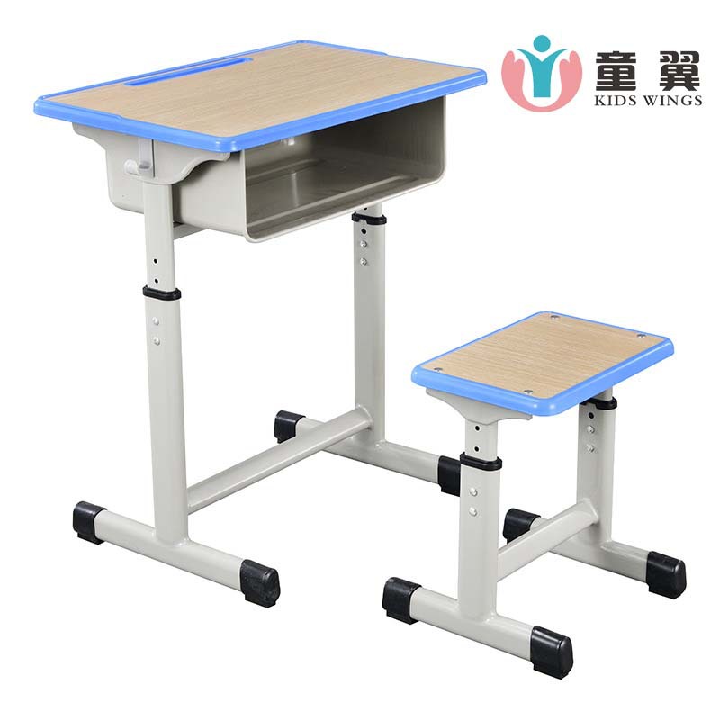 Processing and custom student tables and chairs can be adjusted and can be lifted and lifted children.