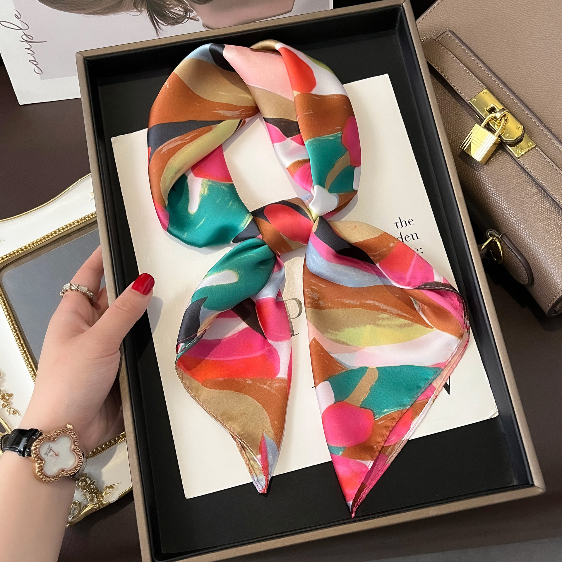70 * 70 floral printed scarves for women's small square scarves, French versatile professional small scarves, summer_voghion.com