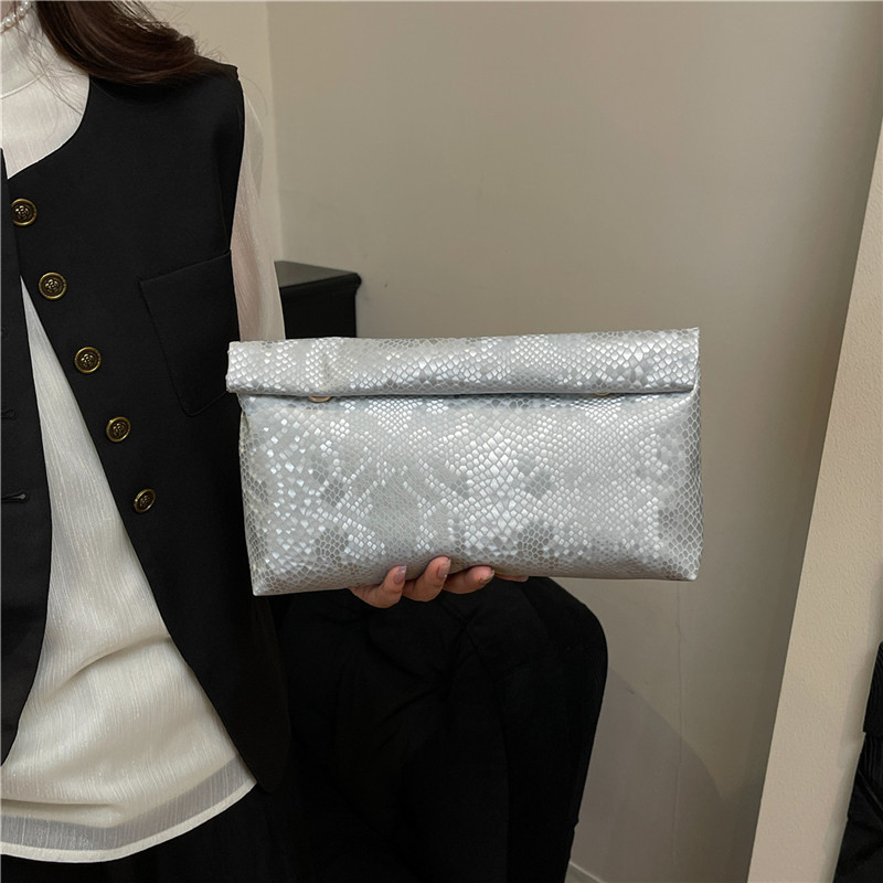 Mujeres de moda estilo nuevo paquete de cena de moda retro textura sólida de alta calidad bolso de mano personalizado