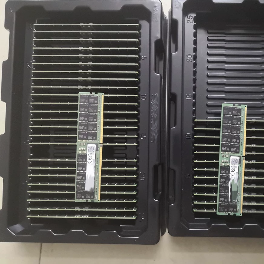 M323R4GA3BB0-CQK 32GB новый в коробке Samsuxx DDR5 4800МГц модуль памяти