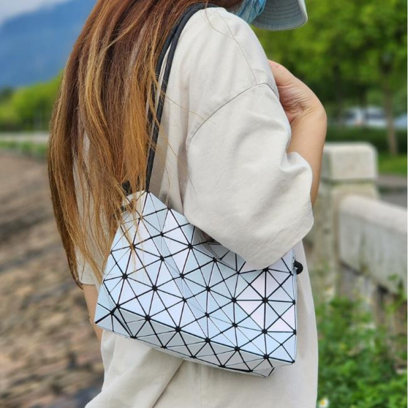 La fábrica japonesa original en abril, el nuevo paquete de tofu beimu bolso de mano hombro con hombro bolso de mujer bolso axila