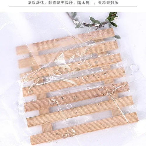 Disposable apron for adults in hot pot and barbecue kitchen, waterproof and oil-proof thickened bib