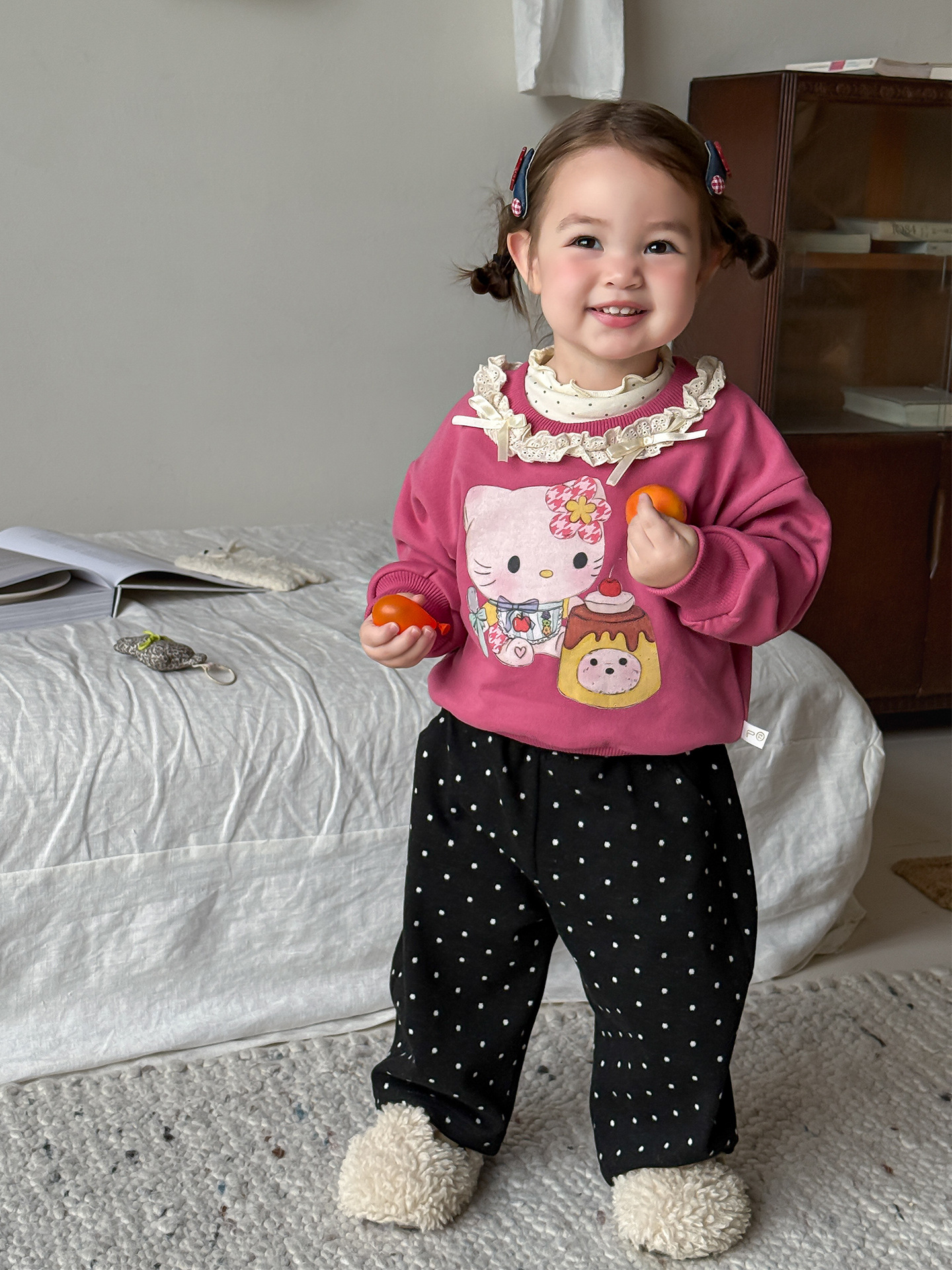 Sugar Pear ropa infantil camiseta de niña otoño invierno 2025 nuevo medio cuello camiseta de base para niños chaqueta ropa de bebé image 5