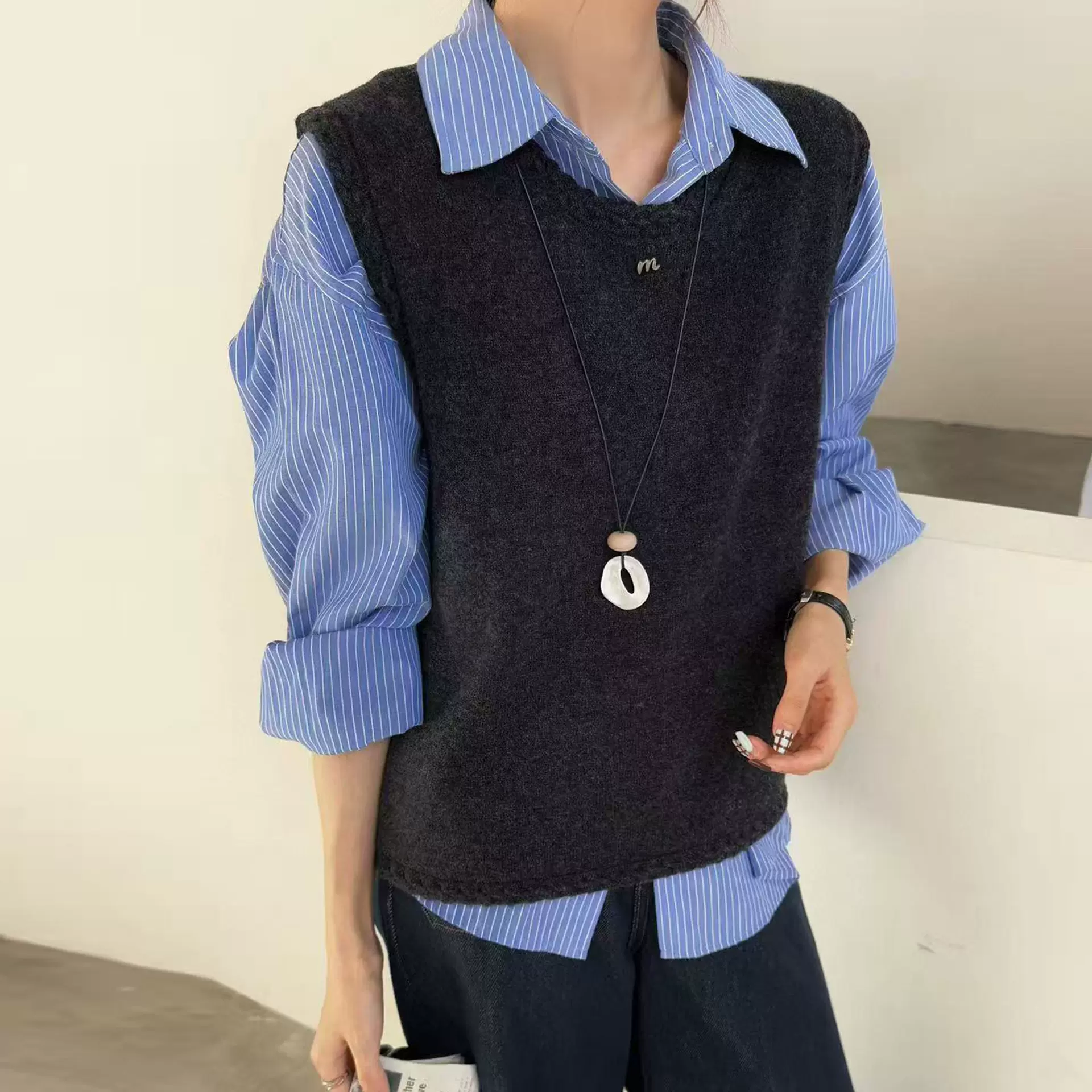 早秋叠穿bi备全羊毛马甲背心女2025秋季韩版宽松圆领内搭无袖马夹