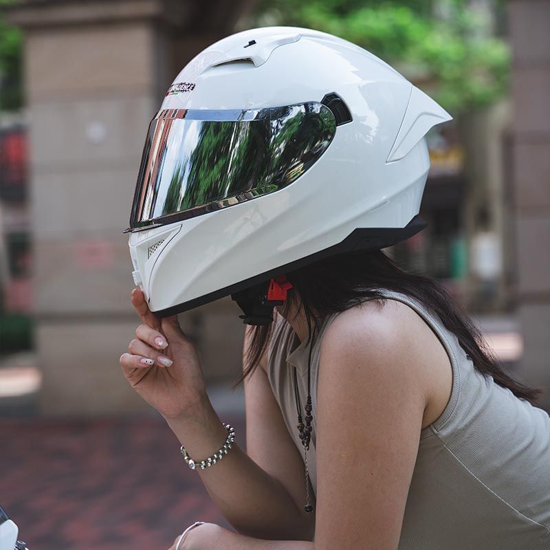 Motorcycle Full-Face Helmet for Men, 3C Certified, Racing Style, All-Season Universal, Personalized Motorcycle Riding Full-Cover Warm Helmet for Women