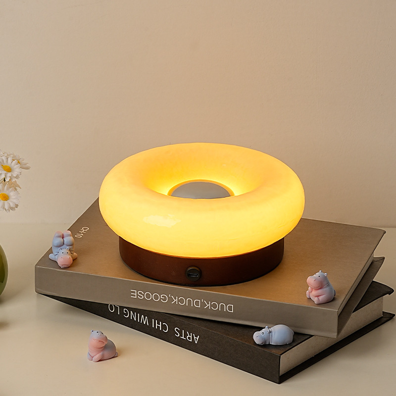 Internet Celebrity Ins Donut Touch Table Lamp Bauhaus Design Bedroom Bedside Atmosphere Lamp Solid Wood Rechargeable Table Lamp