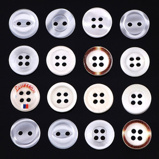 ��ɫ�~�ۃ������ۘ�֬��߅�E�A��������ۼ�߅��ɫ�L��͸���o����